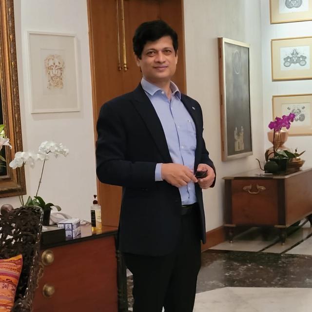 Adv. Jayant Hudar